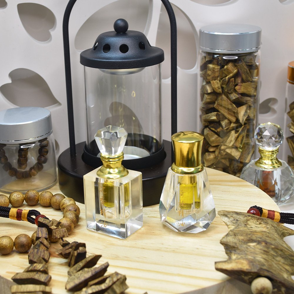 Pure Agarwood Essential Oil(a dropper bottle or a rollerball bottle) - Image 2