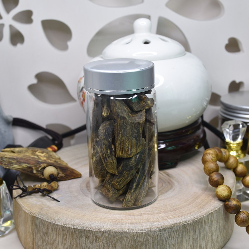 Premium Sinking-Grade Agarwood Chips | All-Natural, Purely Sinking for Superior Diffusion - Image 2